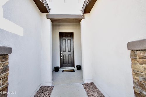 444 Helius Rd, Socorro, TX, 79927-4869 | Card Image