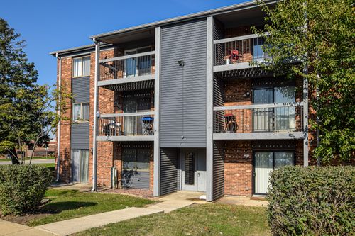 apt-5-264 Canterbury Ln, Bolingbrook, IL, 60440-2859 | Card Image