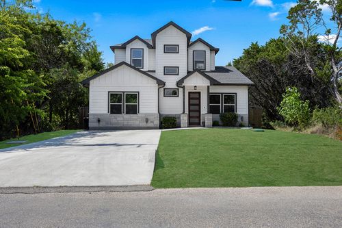 5511 Black Pine Cir, Granbury, TX, 76048-6583 | Card Image