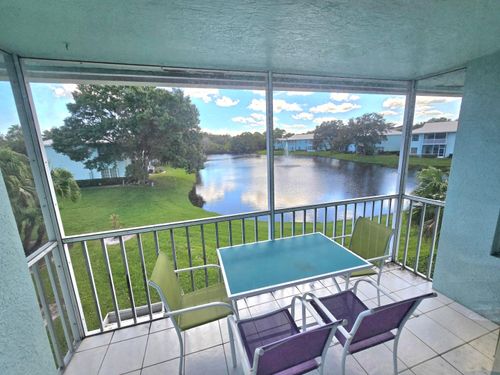 1105 Sw Swan Lake Cir, Port St Lucie, FL, 34986-1729 | Card Image