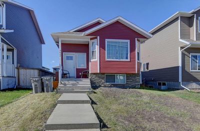 9422 88 St, Home with 4 bedrooms, 2 bathrooms and 2 parking in Grande Prairie AB | Image 1