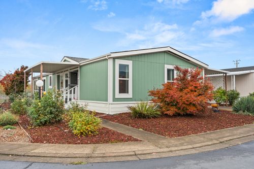 unit-16-4729 S Pacific Hwy, Phoenix, OR, 97535-9618 | Card Image