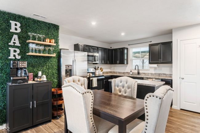 Friendly & Inviting | Image 7