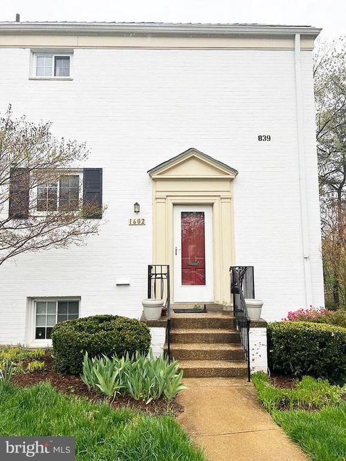 1602 Ripon Pl, ALEXANDRIA, VA, 22302-2129 | Card Image
