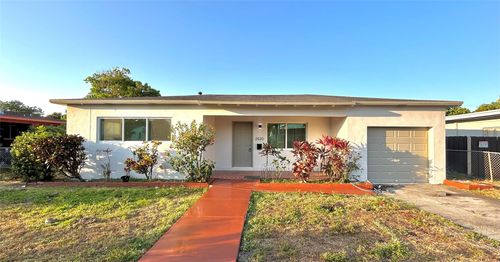 2520 Funston St, Hollywood, FL, 33020-5838 | Card Image
