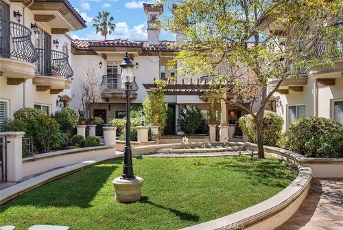 5-242 E Glenarm Street, Pasadena, CA, 91106 | Card Image