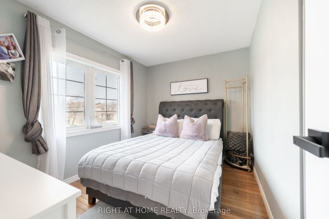 619 Beckworth Sq, House other with 3 bedrooms, 2 bathrooms and 4 parking in Pickering ON | Image 17