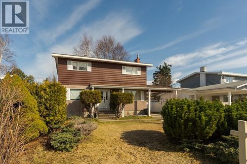 2832 Pinewood Ave, Prince George, BC, V2N1H7 | Card Image