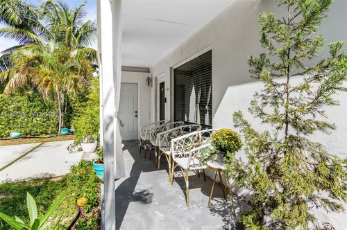 5300 Nw 1st Ave, Oakland Park, FL, 33309-3204 | Card Image