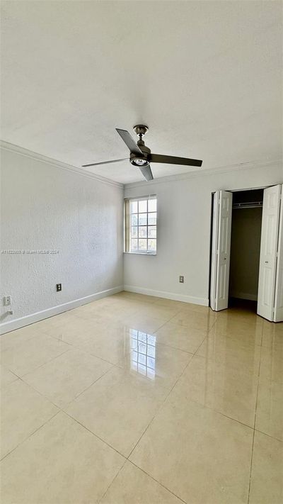 208 - 7015 Nw 173rd Dr, Condo with 2 bedrooms, 2 bathrooms and null parking in Hialeah FL | Image 3