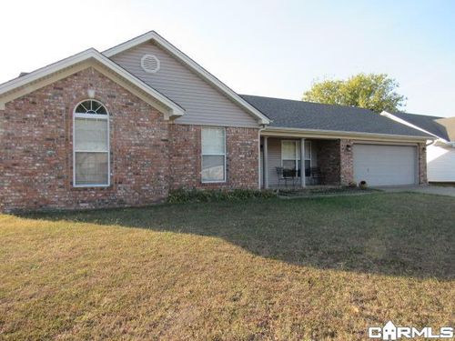 104 Wheat Cir, Lonoke, AR, 72086-3345 | Card Image