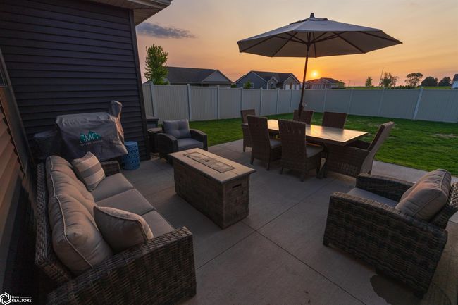 2018 Spaulding Ln, House other with 3 bedrooms, 2 bathrooms and null parking in Grinnell IA | Image 16