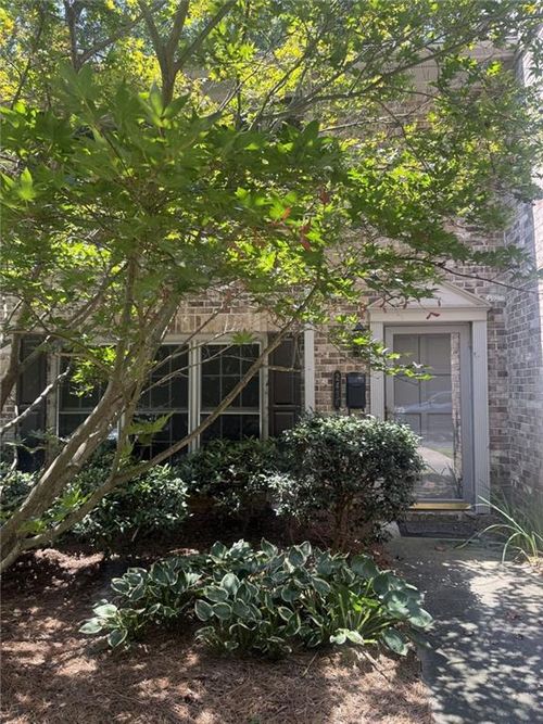 2436 Northlake Ct Ne, Atlanta, GA, 30345-2226 | Card Image