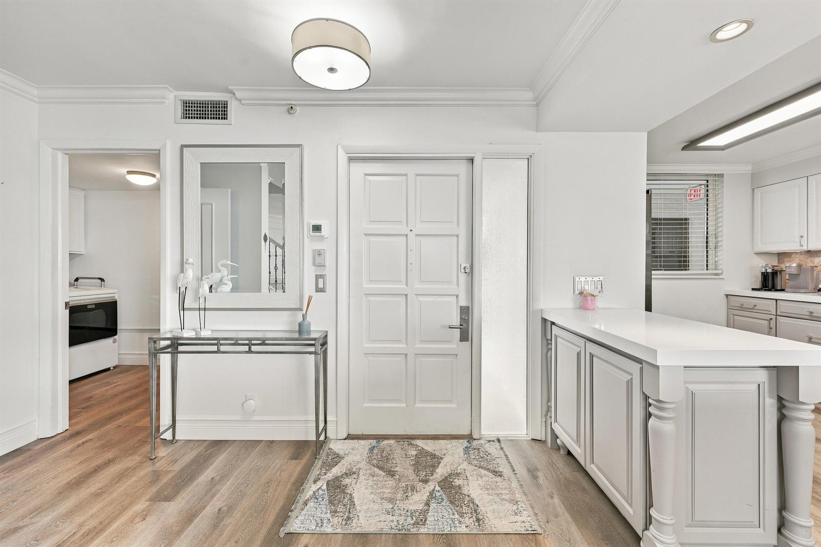 Residential Lease in Highland Beach 5