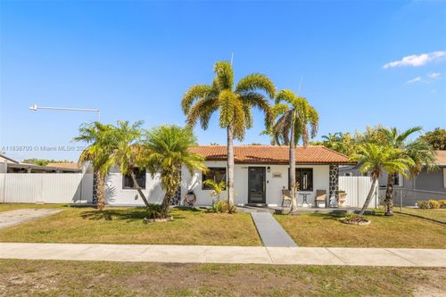 14435 Sw 293rd Ter, Homestead, FL, 33033-2952 | Card Image