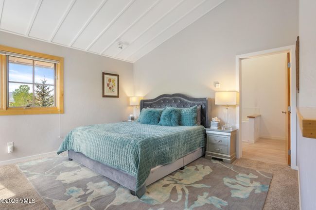 12 June Creek Rd, Home with 3 bedrooms, 3 bathrooms and null parking in Edwards CO | Image 13
