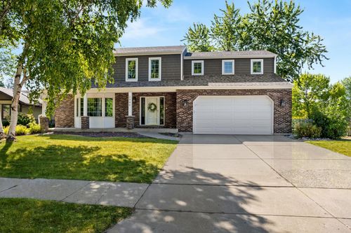 2949 Peterson Parkway N, Fargo, ND, 58102 | Card Image