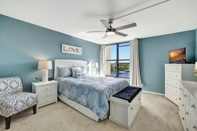 UNIT-402 - 15 Royal Palm Way, Condo with 2 bedrooms, 2 bathrooms and null parking in Boca Raton FL | Image 24