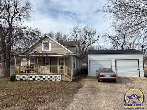 1653 Prairie St, Emporia, KS, 66801-5749 | Card Image