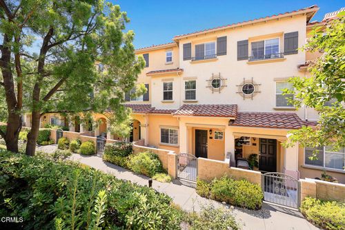unit-74-15645 Odyssey Dr, Granada Hills, CA, 91344-3288 | Card Image