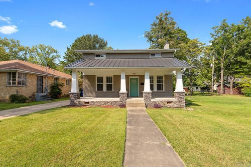219 W D Ave, North Little Rock, AR, 72116-9141 | Card Image