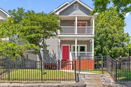 1005 E 11th St, Chattanooga, TN, 37403-3206 | Card Image