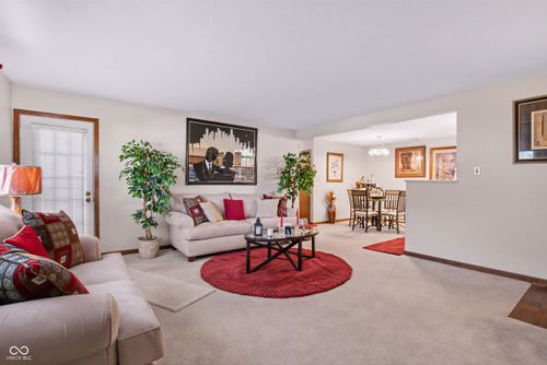 1-c-1763 Wellesley Ln, Indianapolis, IN, 46219-2400 | Card Image