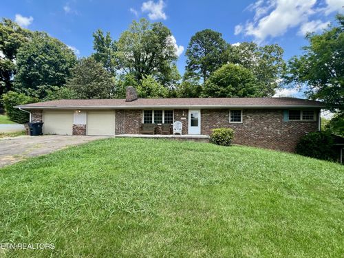 2405 Monterey Rd, Knoxville, TN, 37912-4640 | Card Image