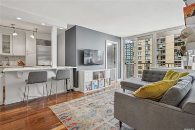 24E - 4-74 48th Avenue, Home with 1 bedrooms, 1 bathrooms and null parking in Long Island City NY | Image 3