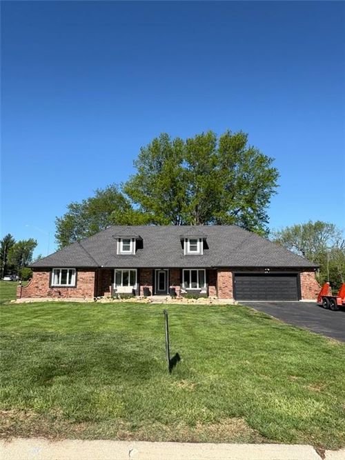 400 Appaloosa Dr, Raymore, MO, 64083-9138 | Card Image