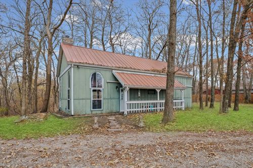 5495 E 2950 North Rd, Potomac, IL, 61865-3162 | Card Image