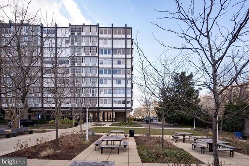 231-1311 Delaware Ave Sw, WASHINGTON, DC, 20024-3930 | Card Image