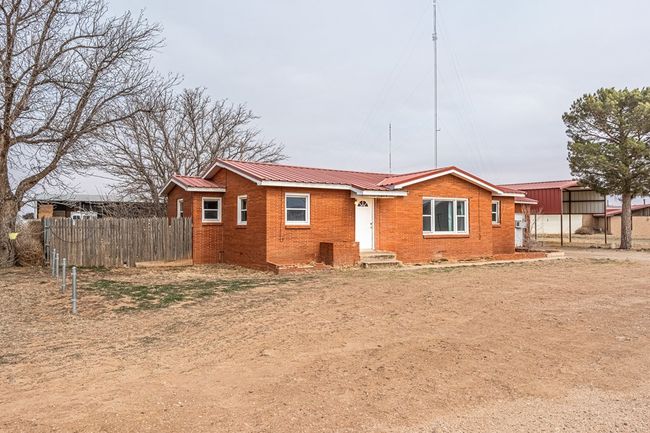 1204 Tinker St, House other with 3 bedrooms, 2 bathrooms and 2 parking in Seagraves TX | Image 24