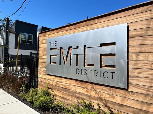 719 N Emile St, Houston, TX, 77020-7124 | Card Image