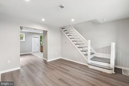 5520 Matthews St, PHILADELPHIA, PA, 19138-1827 | Card Image