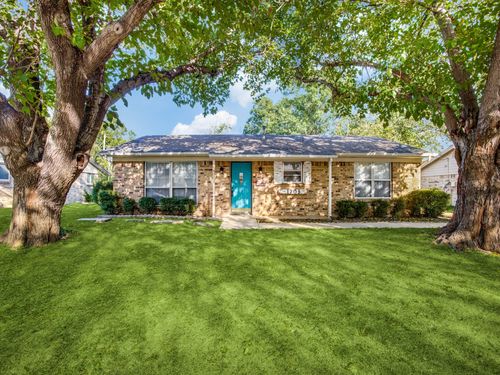 1209 Valley Vista Dr, Grapevine, TX, 76051-4068 | Card Image