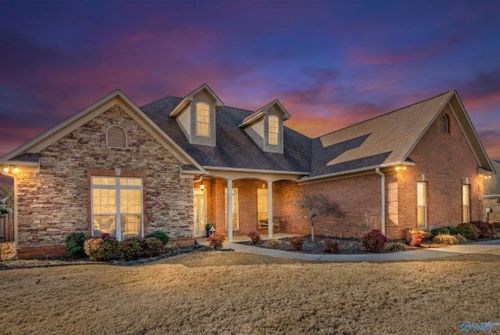 116 Dogwood Ridge Dr, New Market, AL, 35761-7690 | Card Image