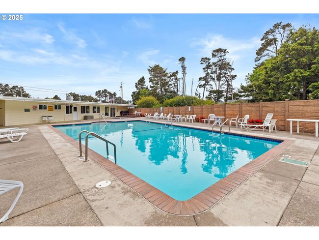 5360 Palisades Dr, House other with 2 bedrooms, 3 bathrooms and 2 parking in Lincoln City OR | Image 43