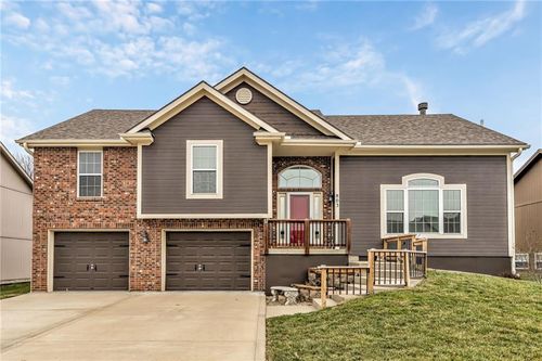 803 Englewood Dr, Kearney, MO, 64060-8857 | Card Image