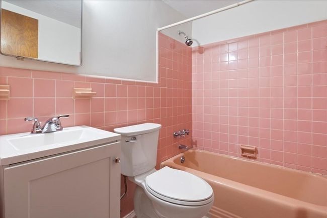 APT-7 - 2 Lagrange St, Condo with 2 bedrooms, 1 bathrooms and 1 parking in Boston MA | Image 28