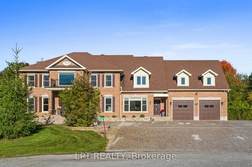1353 Pelkey Crt, Manotick, ON, K4M1K8 | Card Image