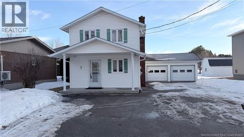 7 Rue St-Joseph, Sainte-Anne-De-Madawaska, NB, E7E1K6 | Card Image