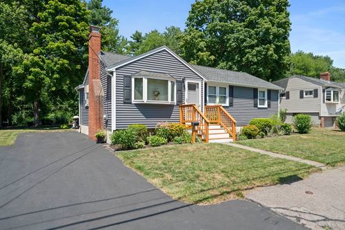 38 Roseen Rd, Holbrook, MA, 02343-1818 | Card Image