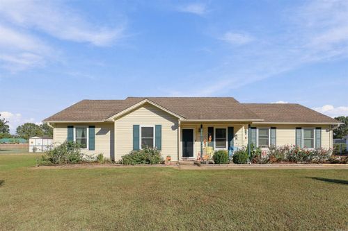 385 Crossroads Cv, Ward, AR, 72176-7737 | Card Image
