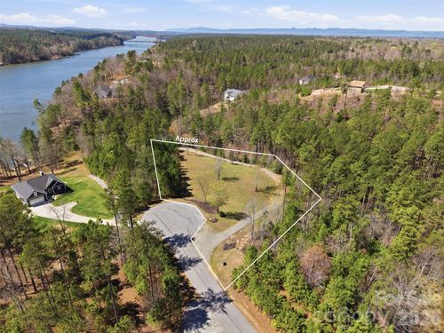 36-5736 Main Channel Pt, Granite Falls, NC, 28630-9575 | Card Image