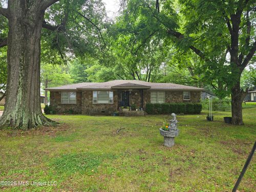 5905 Tulane Rd, Horn Lake, MS, 38637-3015 | Card Image