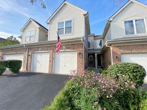 858 Mckenzie Station Dr, Lisle, IL, 60532-5808 | Card Image