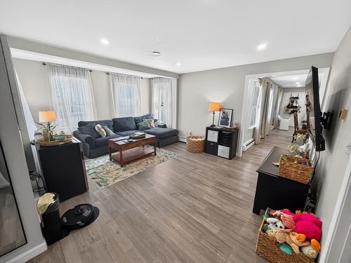 1-2 North St, Haverhill, MA, 01830-6093 | Card Image