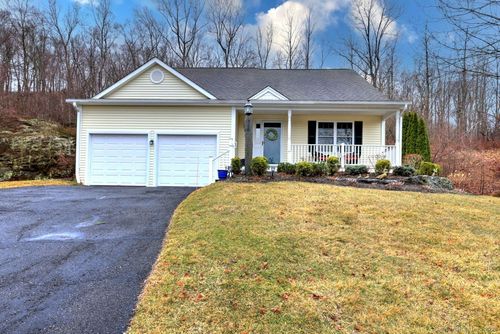 326-326 Spruce Hill Dr, Oxford, CT, 06478-1991 | Card Image