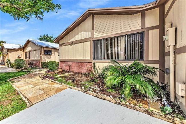 0 - 9780 W Daffodil Ln, Home with 3 bedrooms, 2 bathrooms and null parking in Miramar FL | Image 49